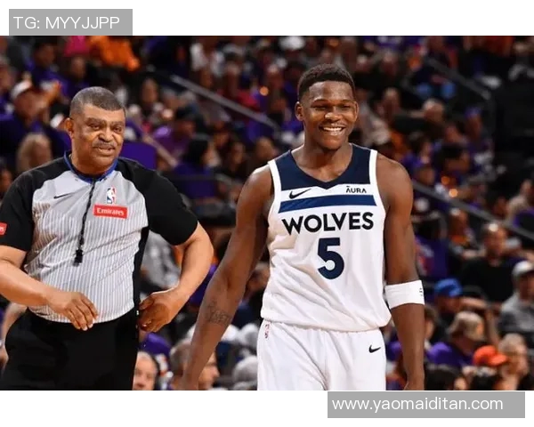 开拓者与丹佛掘金激战正酣谁能在西部赛区脱颖而出